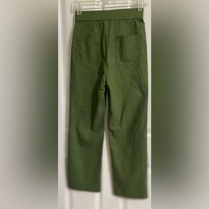 WOMENS..STYLISH GREEN PANTS